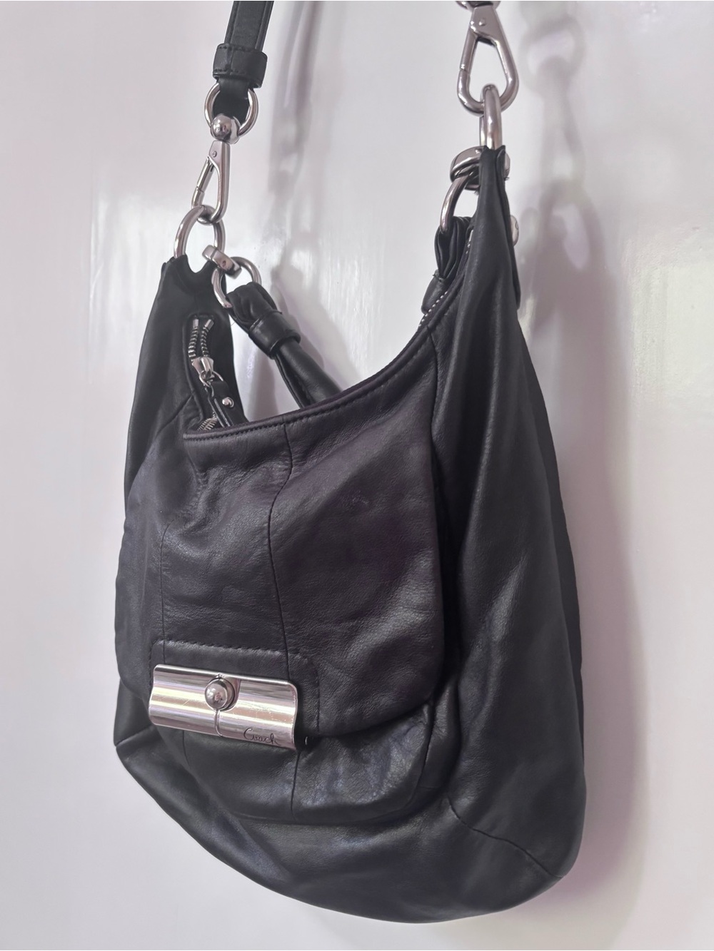 Coach| Vintage Kristen Black Leather Hobo w/Silver-Tone Art Deco Clasp Lock Med